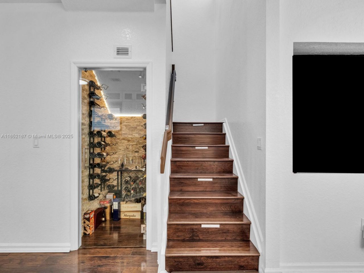 8956 SW 215th Ln, Cutler Bay, FL 33189 Photo