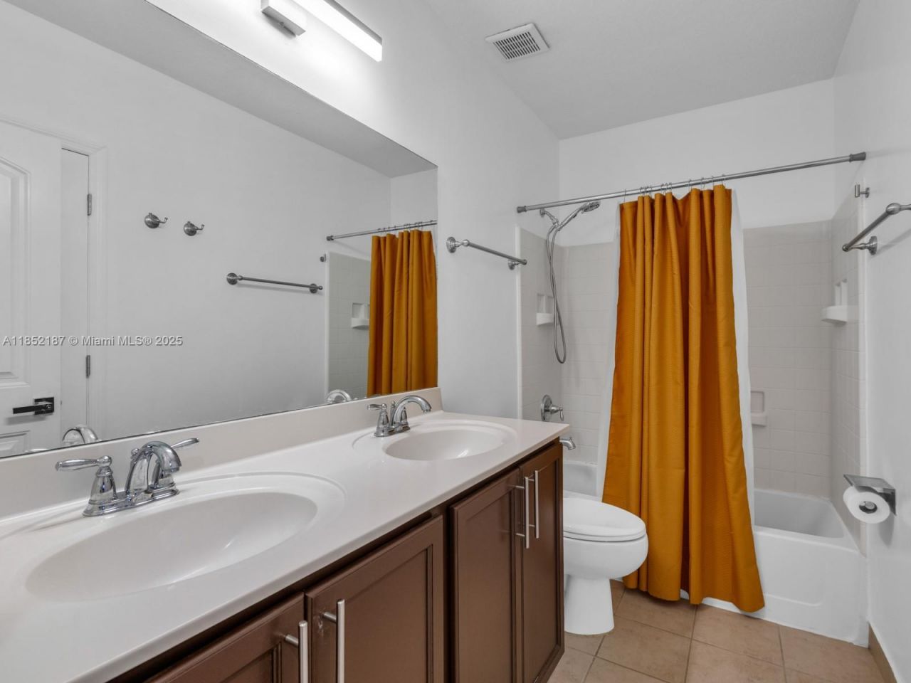 8956 SW 215th Ln, Cutler Bay, FL 33189 Photo