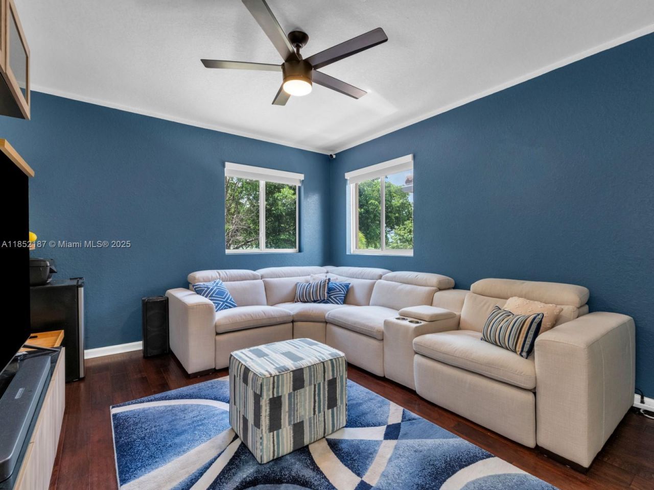 8956 SW 215th Ln, Cutler Bay, FL 33189 Photo