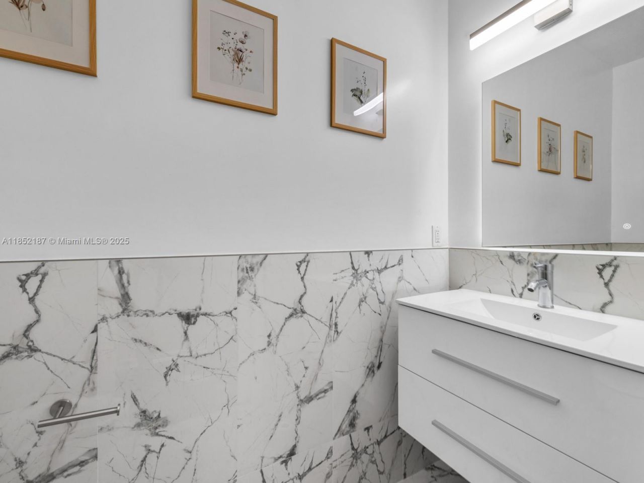 8956 SW 215th Ln, Cutler Bay, FL 33189 Photo