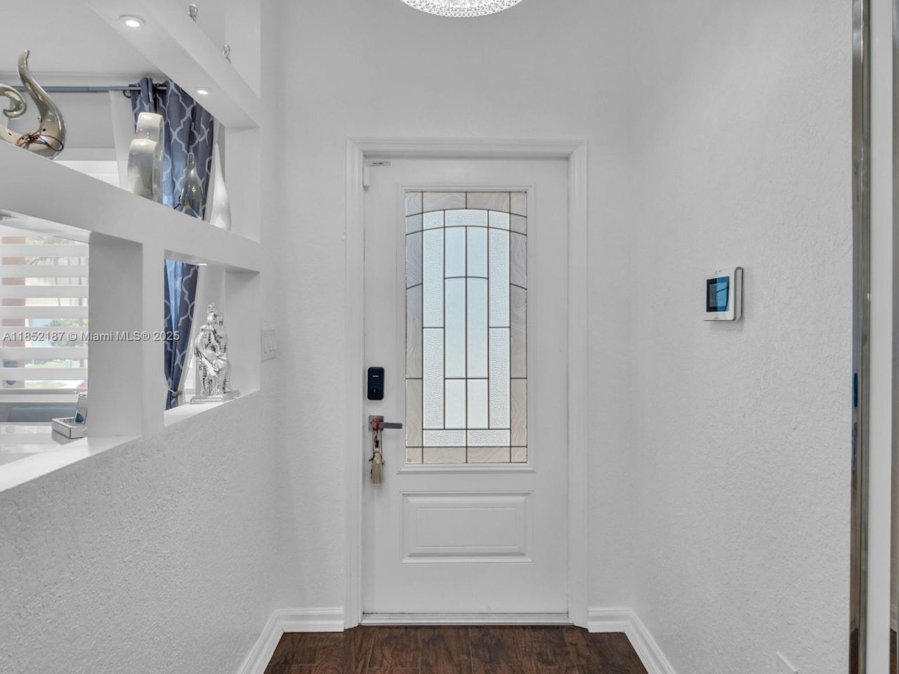 8956 SW 215th Ln, Cutler Bay, FL 33189 Photo