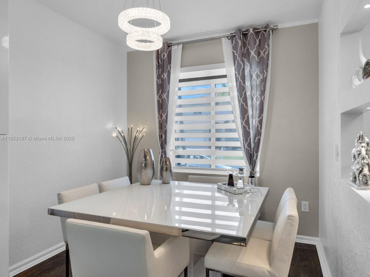 8956 SW 215th Ln, Cutler Bay, FL 33189 Photo