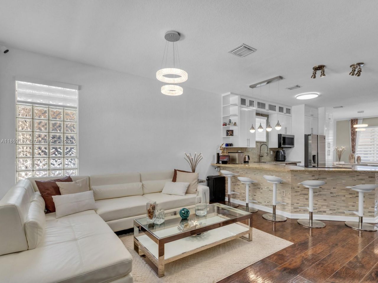 8956 SW 215th Ln, Cutler Bay, FL 33189 Photo