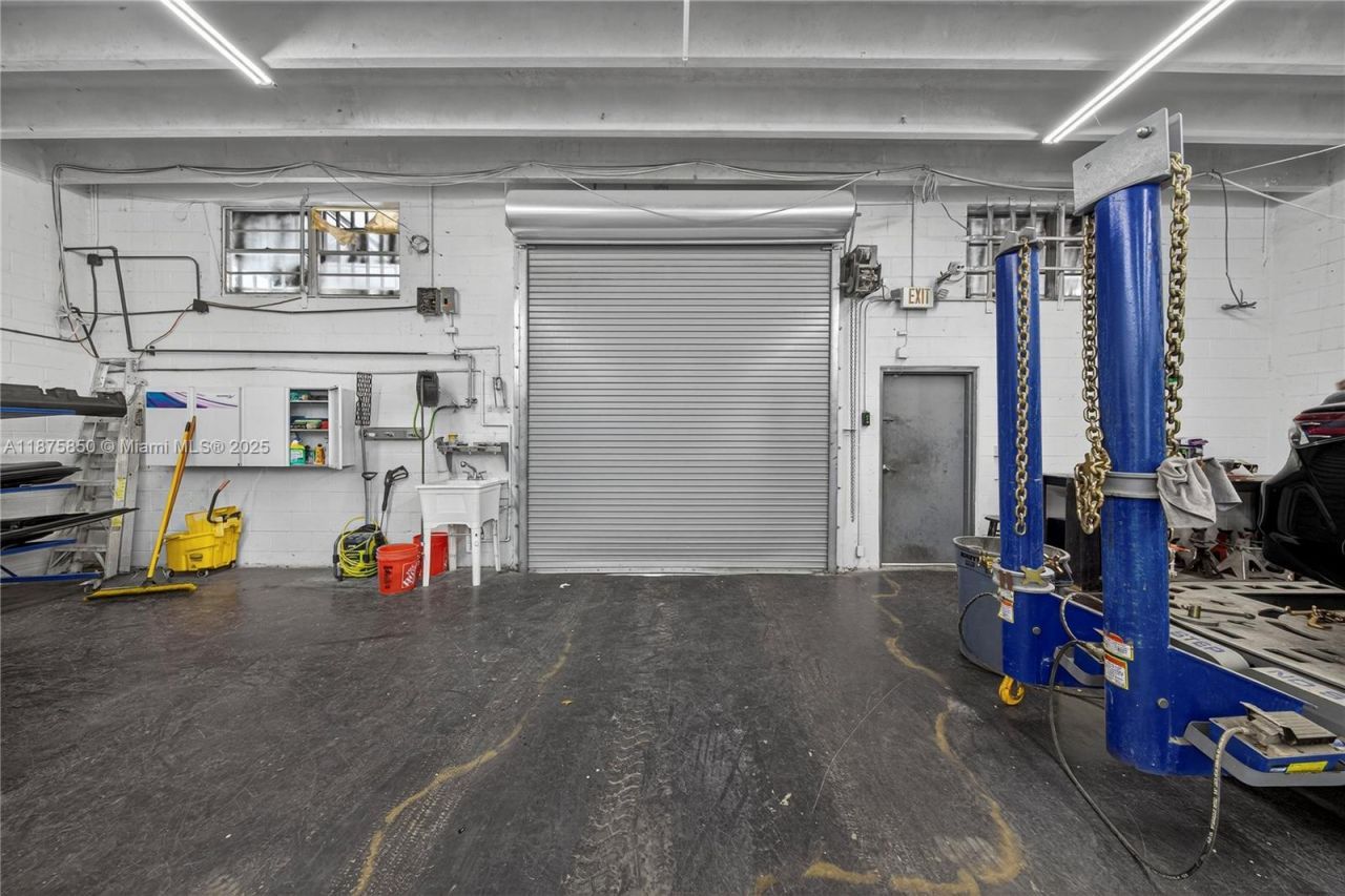 Please Call For Address, Hollywood, FL 33023 Photo