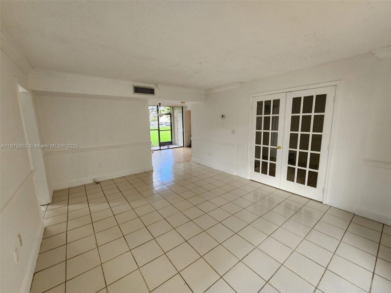 8015 SW 107th Ave, Unit 119, Miami, FL 33173 Photo