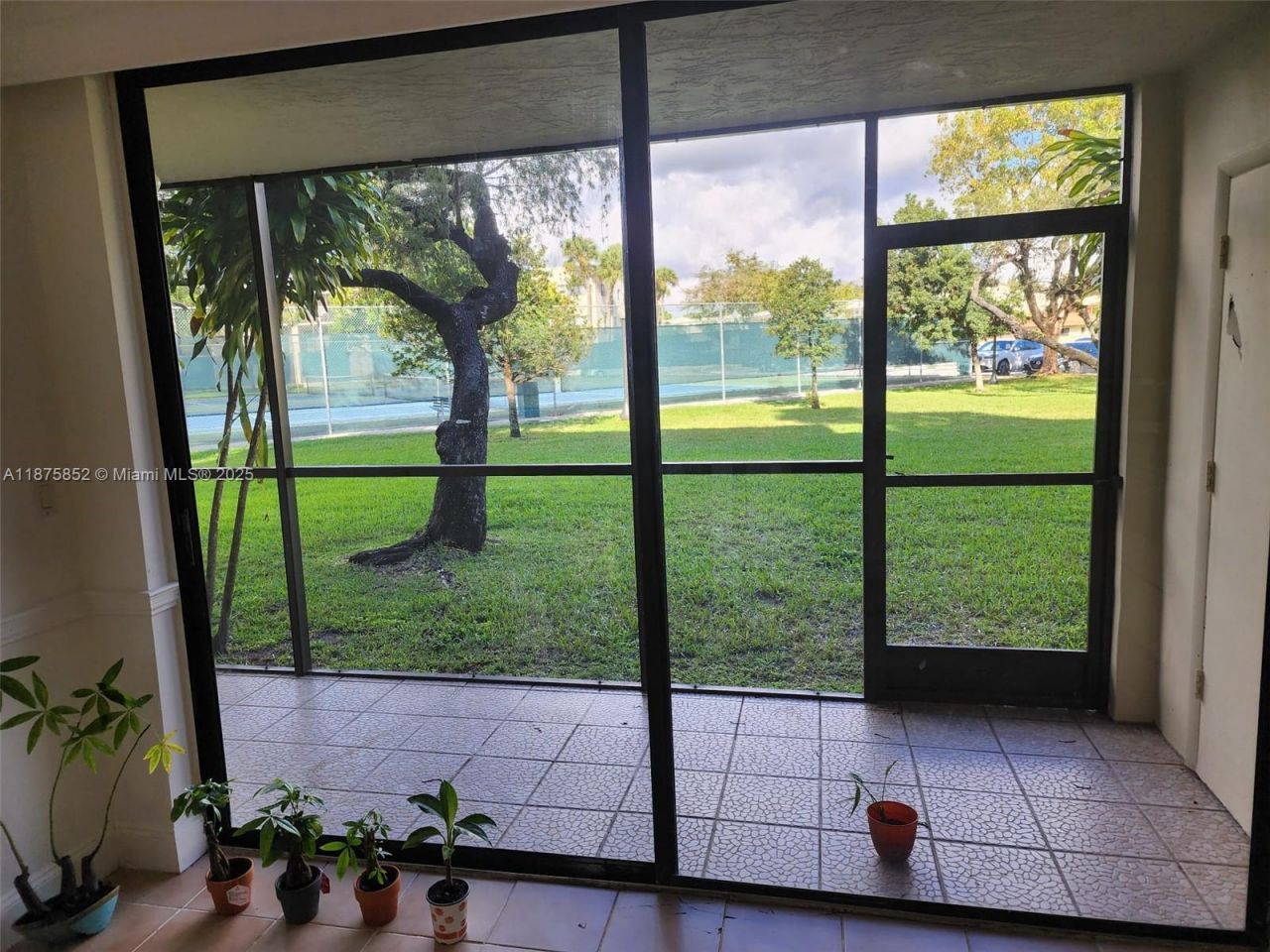 8015 SW 107th Ave, Unit 119, Miami, FL 33173 Photo