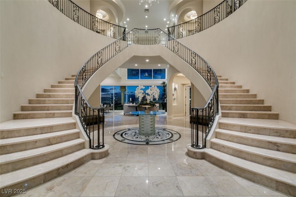 4 Awbrey Court, Henderson, NV 89052