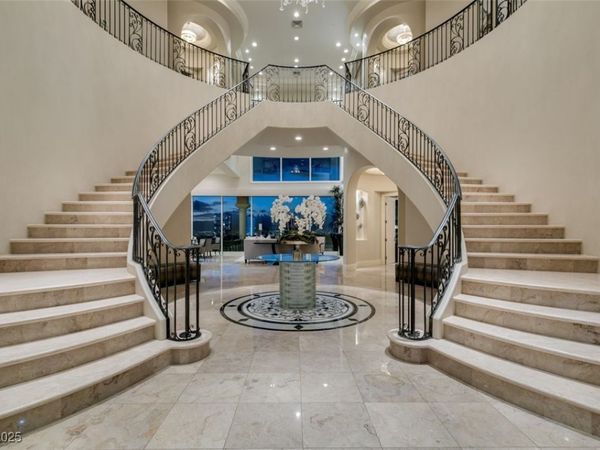 4 Awbrey Court, Henderson, NV 89052