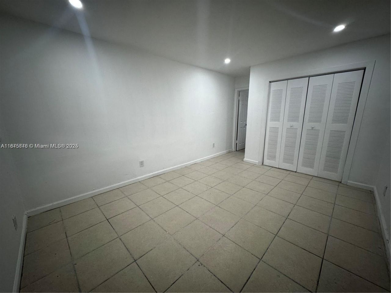 2481 NW 13th Ct, Unit 1-2, Fort Lauderdale, FL 33311 Photo