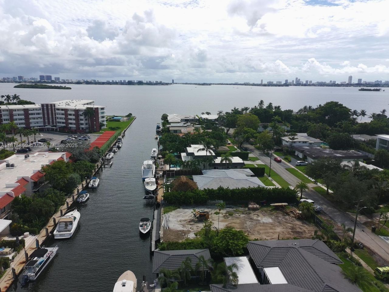 1545 NE 104th St, Miami Shores, FL 33138 Photo