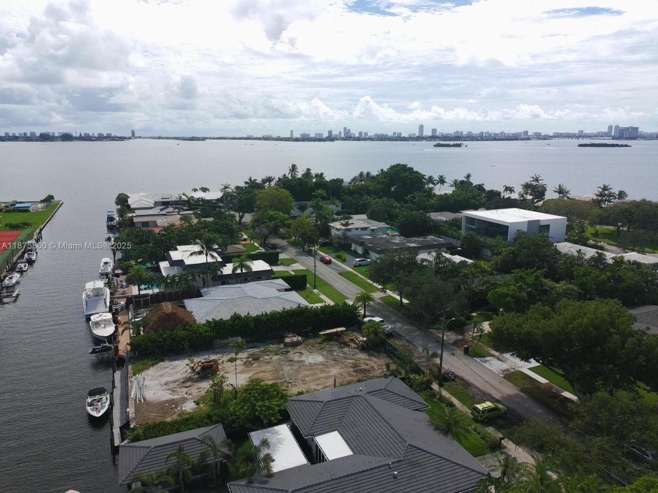 1545 NE 104th St, Miami Shores, FL 33138 Photo