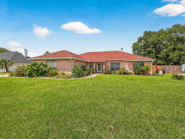 10051 Bristol Park Rd, Cantonment, FL 32533