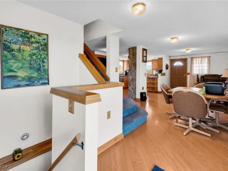 9373 Murray Ridge Road, Elyria, OH 44035 Photo 14