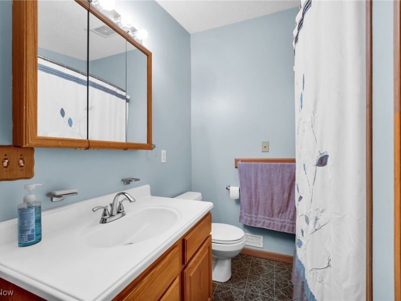 9373 Murray Ridge Road, Elyria, OH 44035 Photo 20