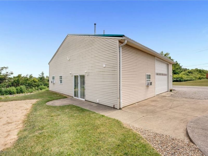 9373 Murray Ridge Road, Elyria, OH 44035 Photo 34