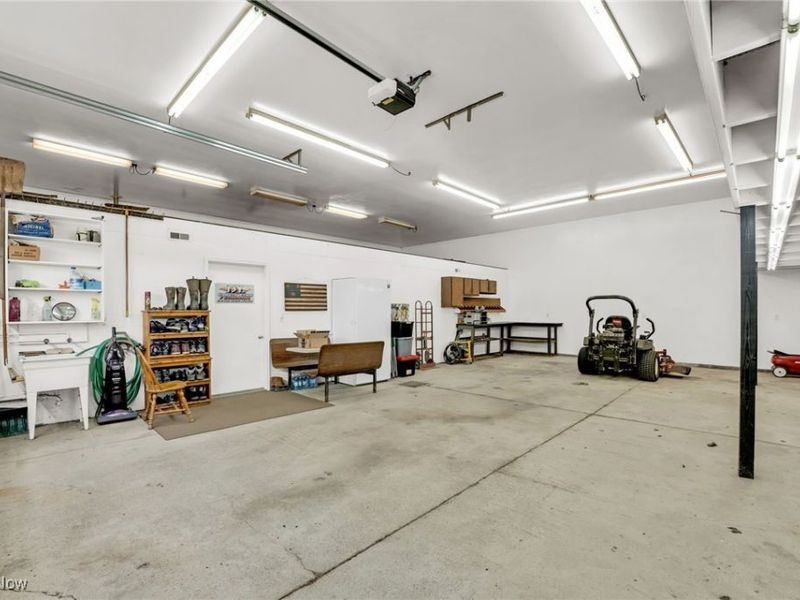 9373 Murray Ridge Road, Elyria, OH 44035 Photo 36