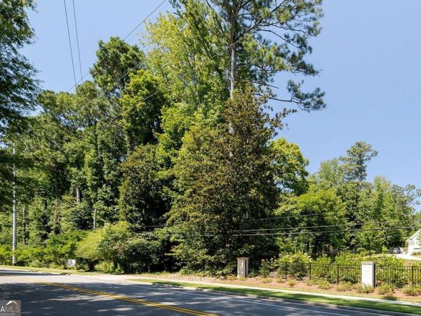 657 Willeo Road, Roswell, GA 30075