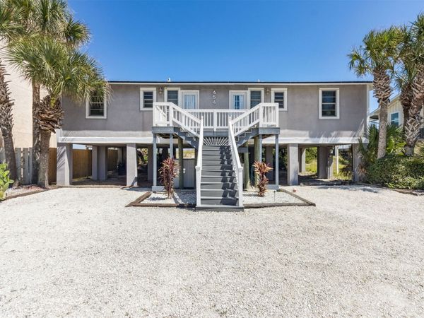 454 S FLETCHER Avenue, Fernandina Beach, FL 32034