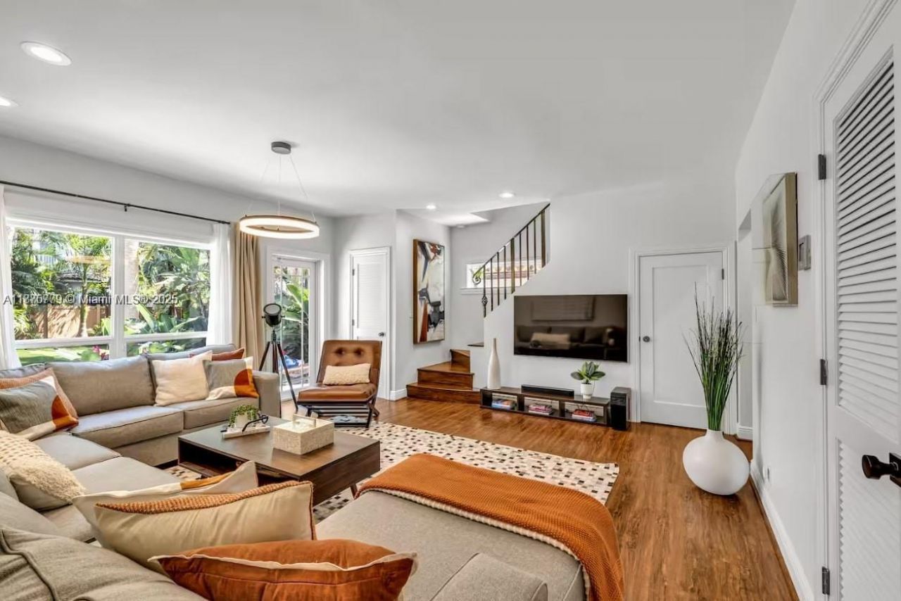 110 SE 11th Ave, Fort Lauderdale, FL 33301 Photo