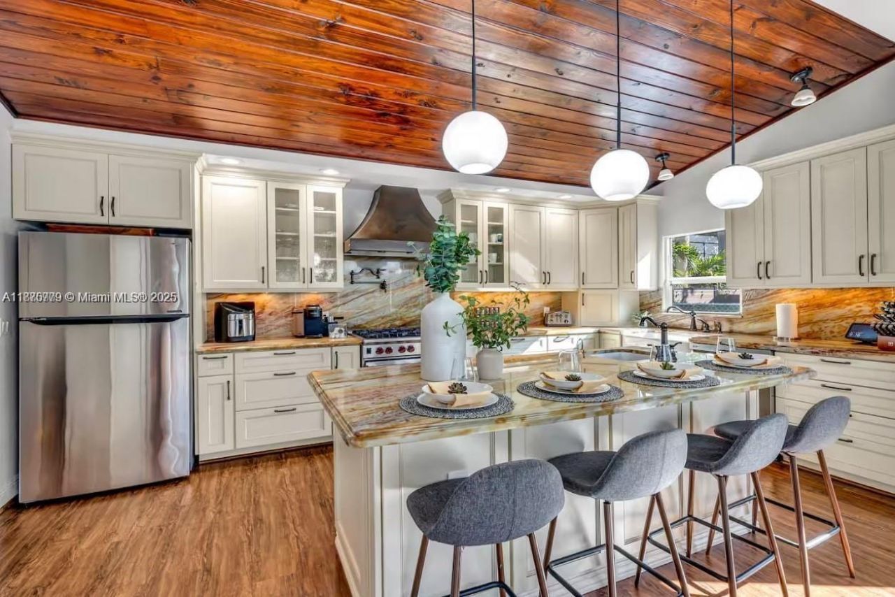 110 SE 11th Ave, Fort Lauderdale, FL 33301 Photo