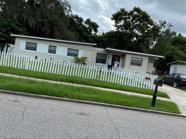 4207 MEADOWBROOK AVENUE, ORLANDO, FL 32808