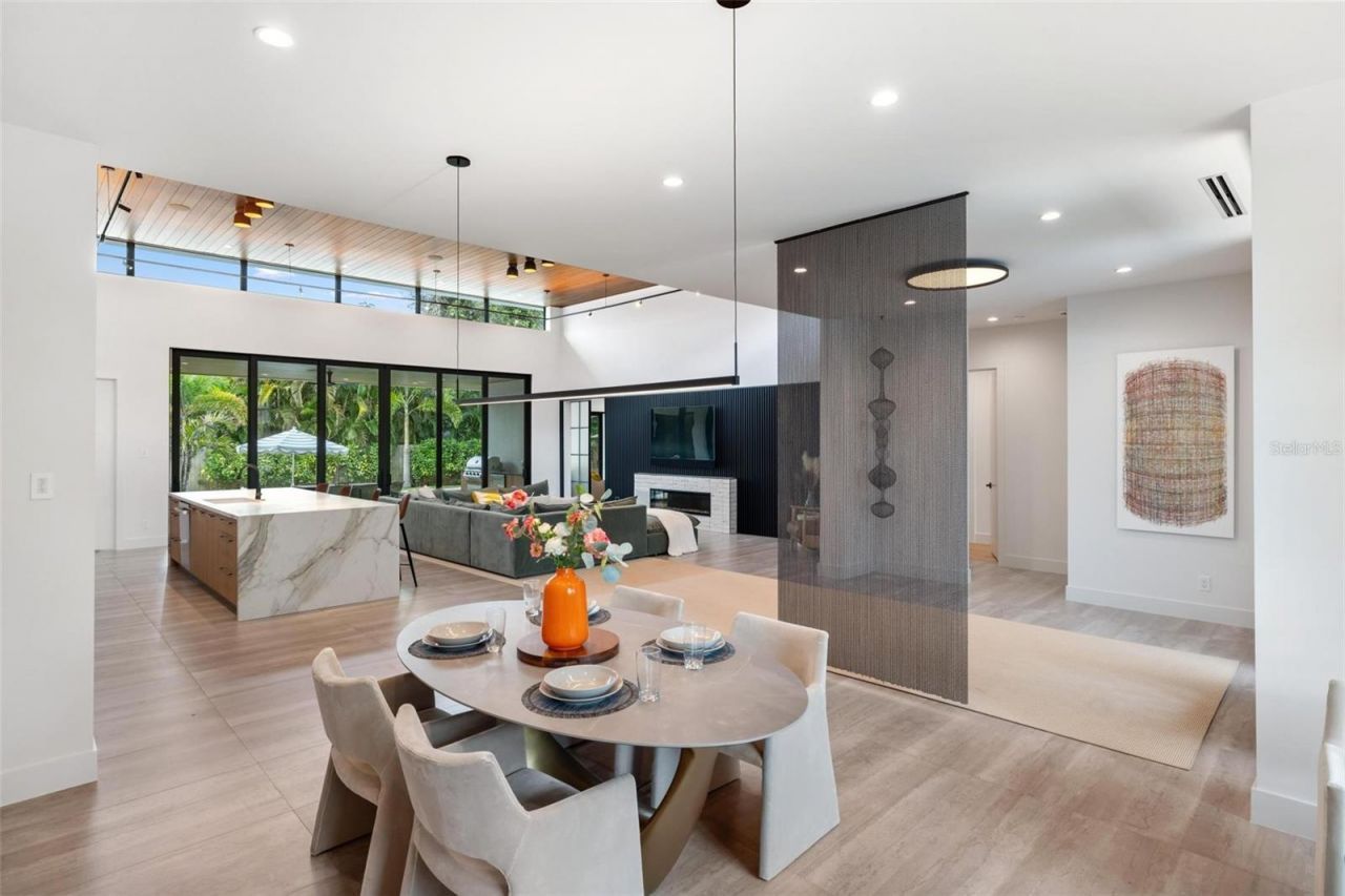 1873 Rose Street, Sarasota, FL 34239 Photo