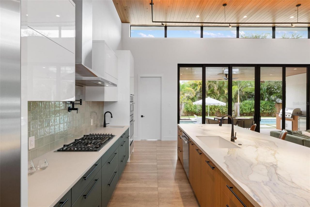 1873 Rose Street, Sarasota, FL 34239 Photo