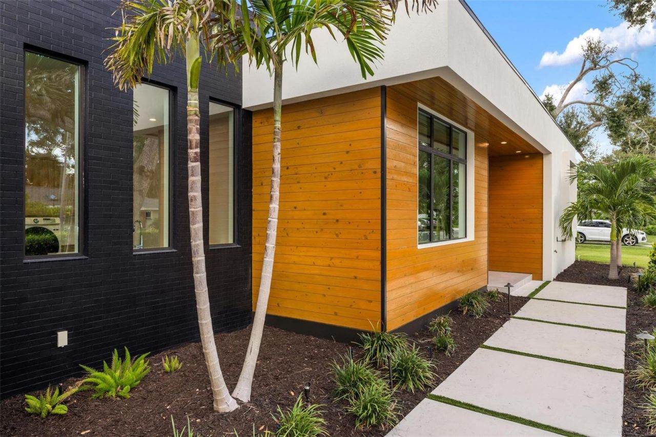 1873 Rose Street, Sarasota, FL 34239 Photo