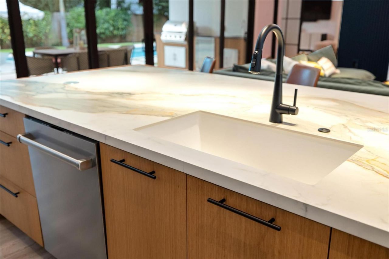 1873 Rose Street, Sarasota, FL 34239 Photo