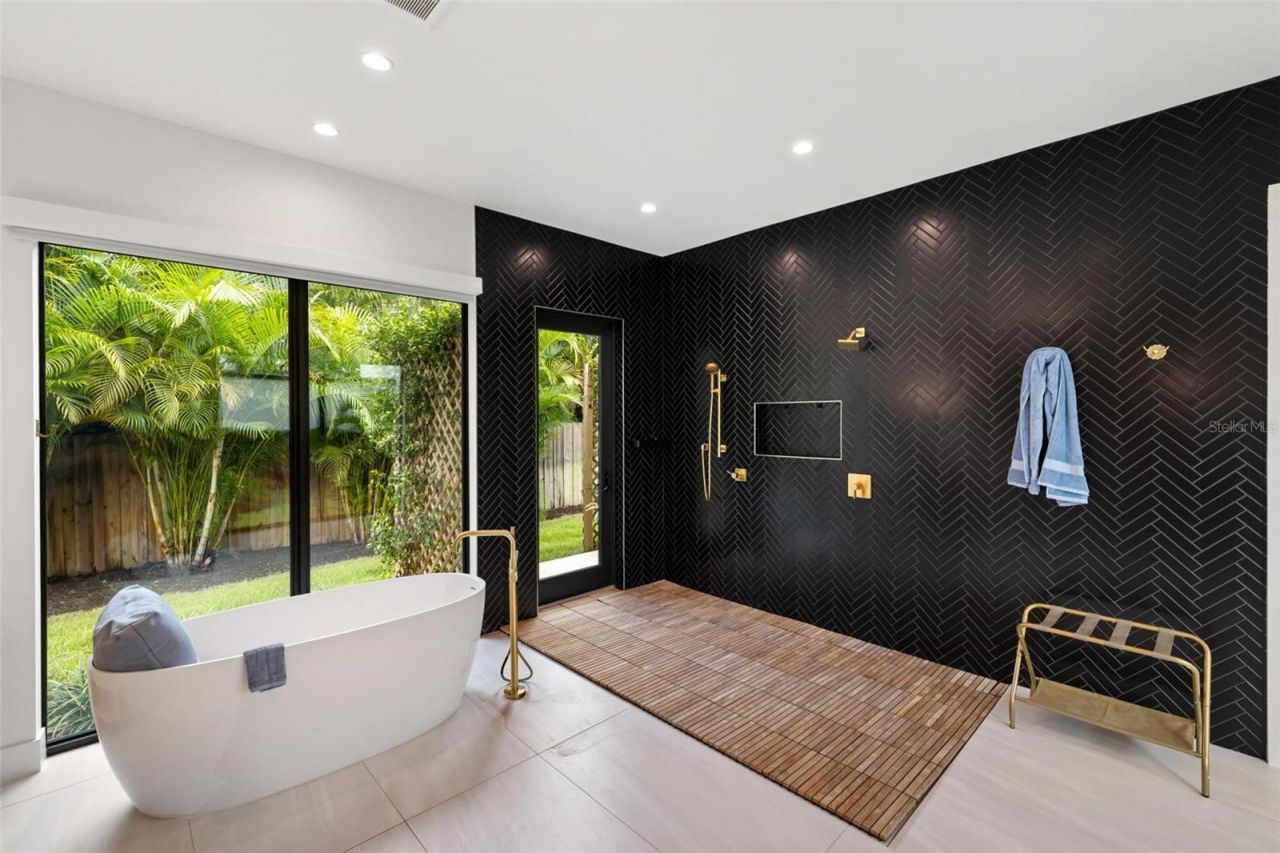 1873 Rose Street, Sarasota, FL 34239 Photo