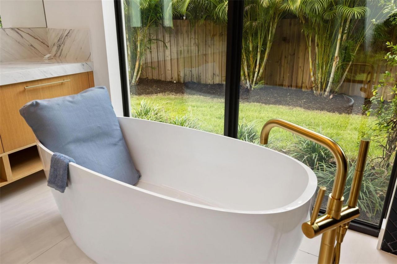 1873 Rose Street, Sarasota, FL 34239 Photo