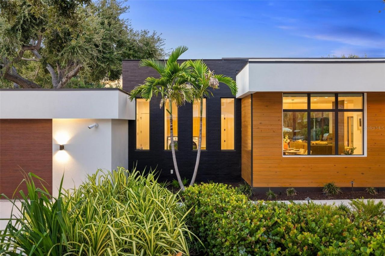 1873 Rose Street, Sarasota, FL 34239 Photo