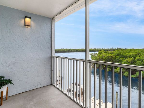689 NE 6th Court, Unit 4050, Boynton Beach, FL 33435