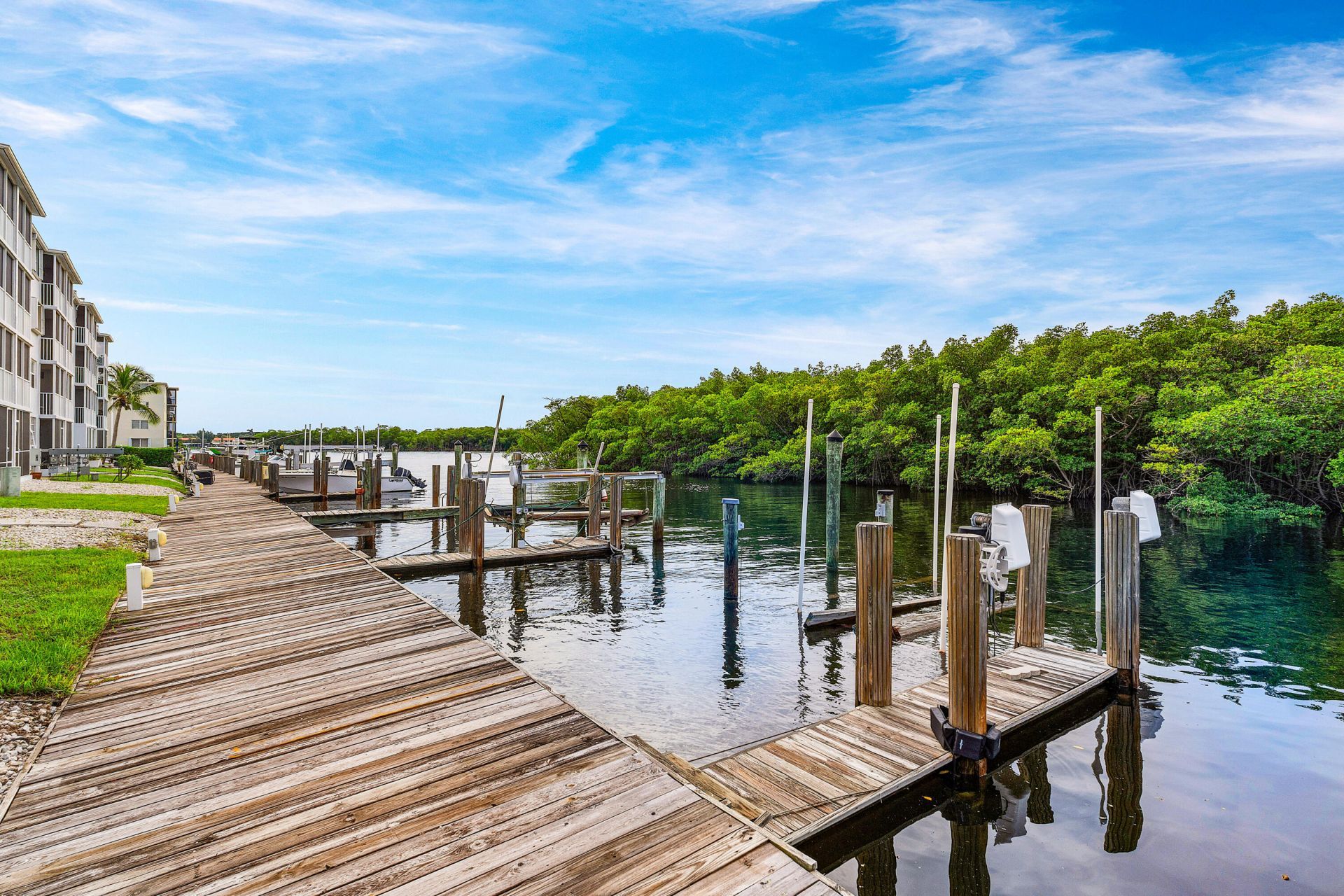 689 NE 6th Court, Unit 4050, Boynton Beach, FL 33435 Photo