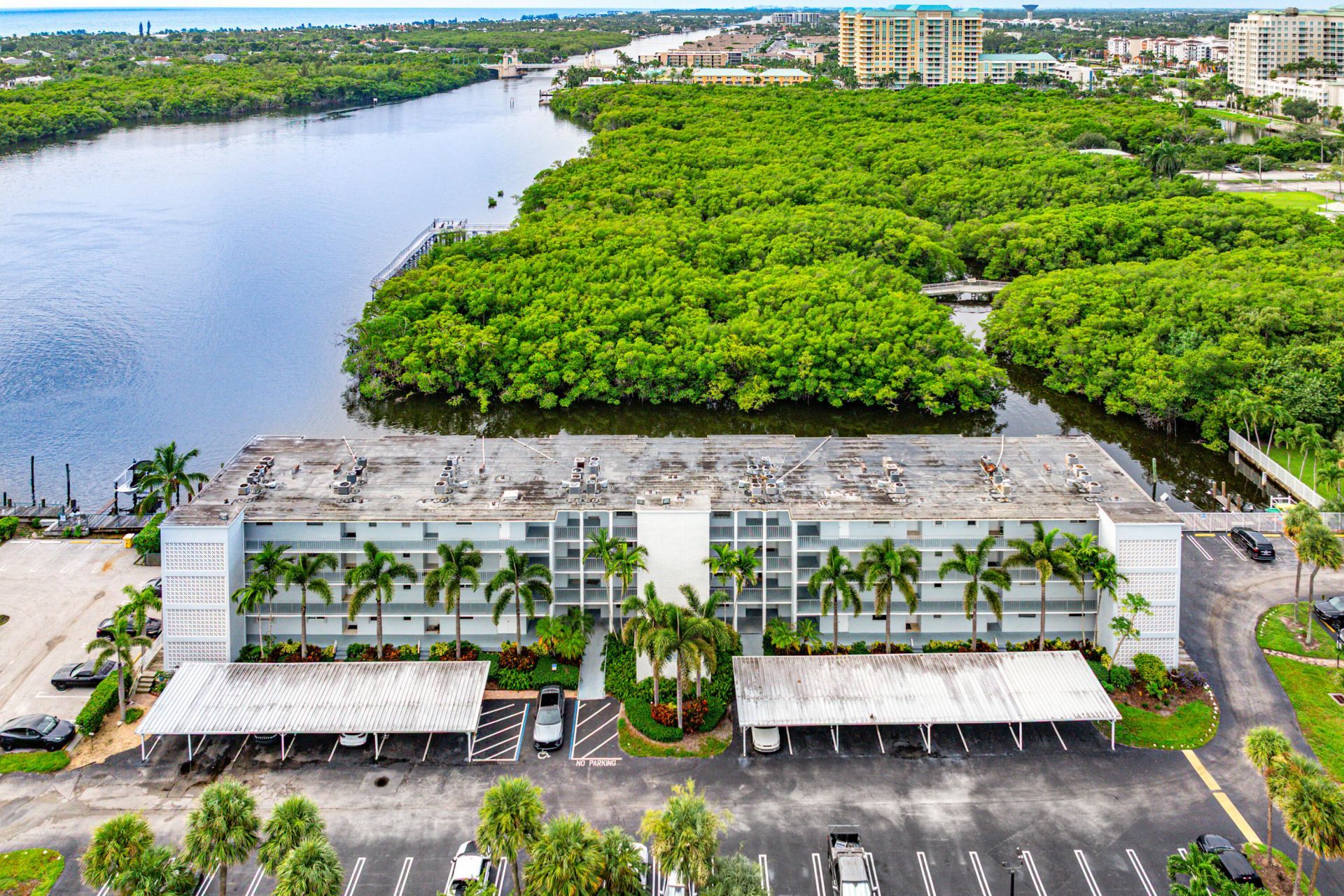 689 NE 6th Court, Unit 4050, Boynton Beach, FL 33435 Photo