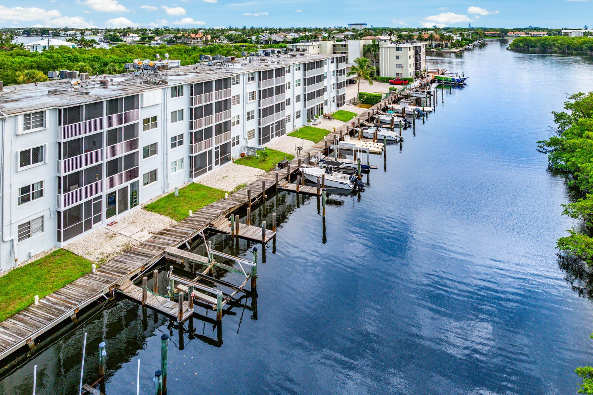 689 NE 6th Court, Unit 4050, Boynton Beach, FL 33435 Photo