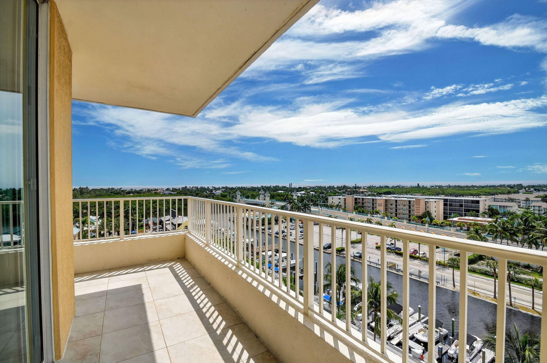 625 Casa Loma Boulevard, Unit 802, Boynton Beach, FL 33435 Photo