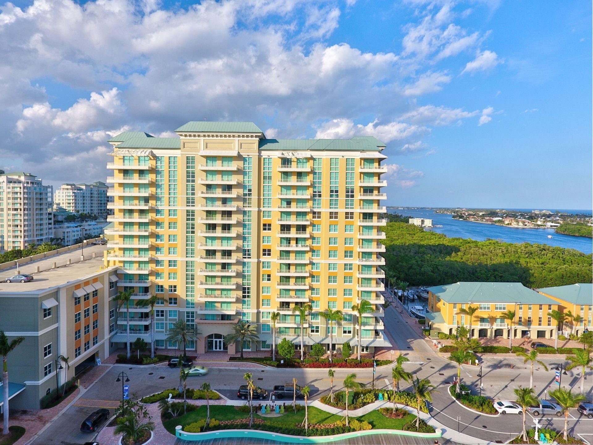 625 Casa Loma Boulevard, Unit 802, Boynton Beach, FL 33435 Photo