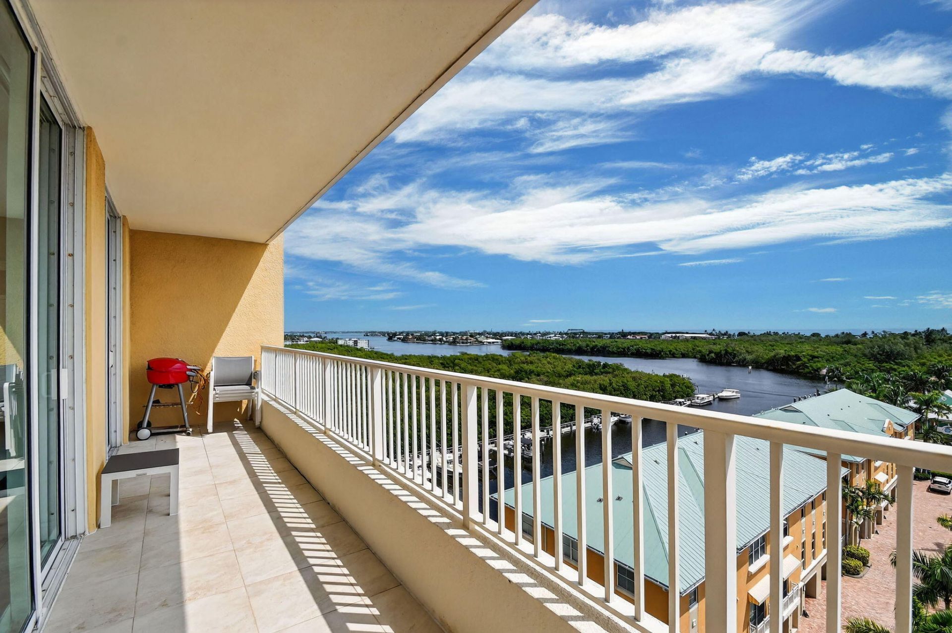 625 Casa Loma Boulevard, Unit 802, Boynton Beach, FL 33435 Photo