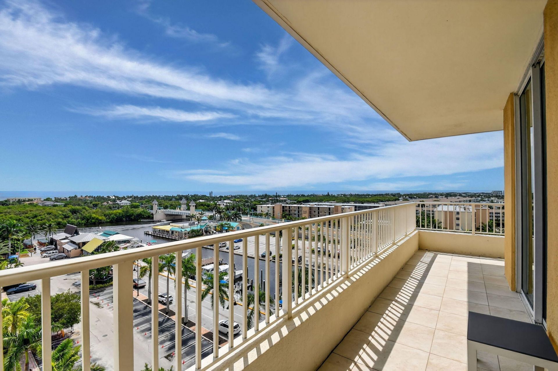 625 Casa Loma Boulevard, Unit 802, Boynton Beach, FL 33435 Photo