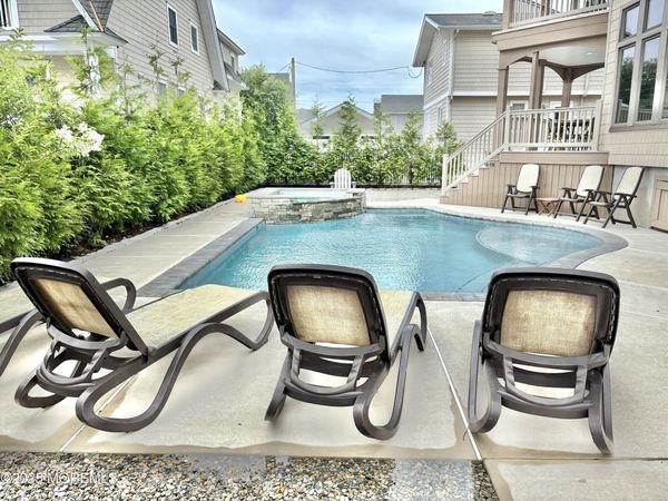 7463 Ocean Drive, Avalon, NJ 08202