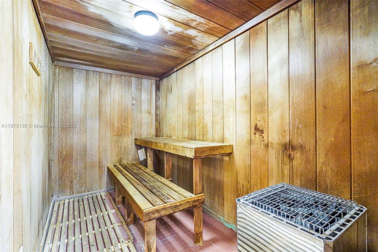 3150 Holiday Springs Blvd, Unit 8-305, Margate, FL 33063 Photo