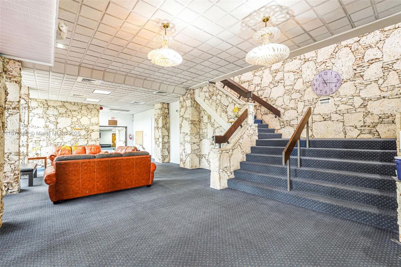 3150 Holiday Springs Blvd, Unit 8-305, Margate, FL 33063 Photo