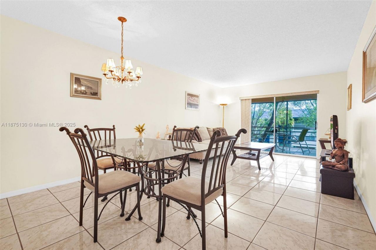 3150 Holiday Springs Blvd, Unit 8-305, Margate, FL 33063 Photo