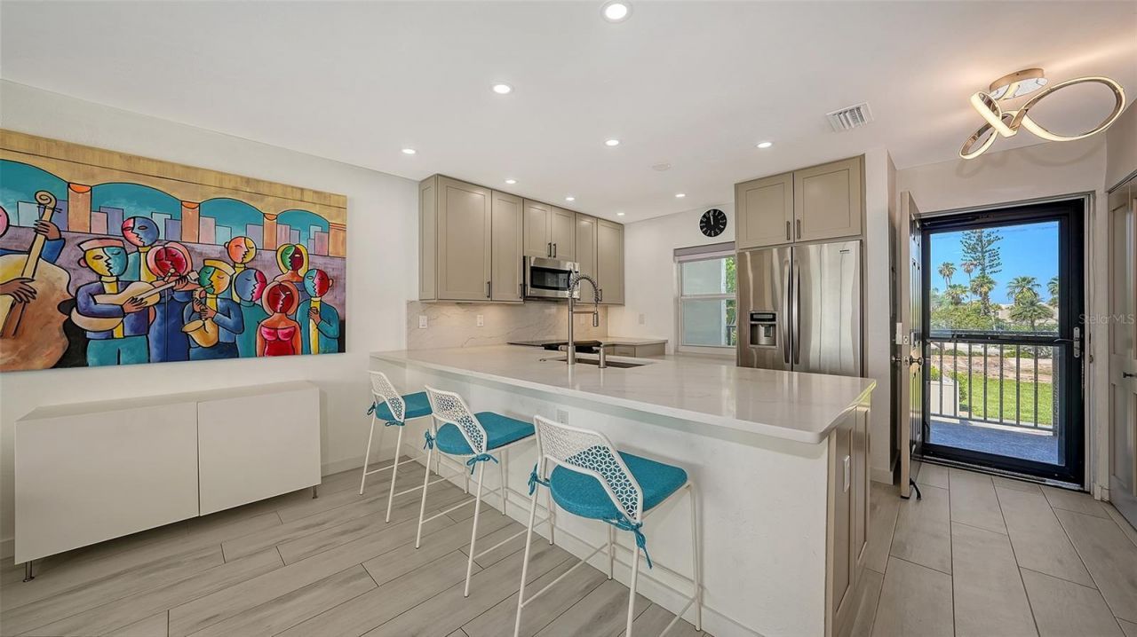 4500 Gulf Of Mexico Drive, Unit 202, Longboat Key, FL 34228 Photo