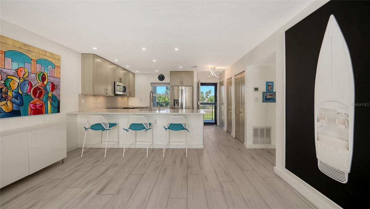 4500 Gulf Of Mexico Drive, Unit 202, Longboat Key, FL 34228 Photo