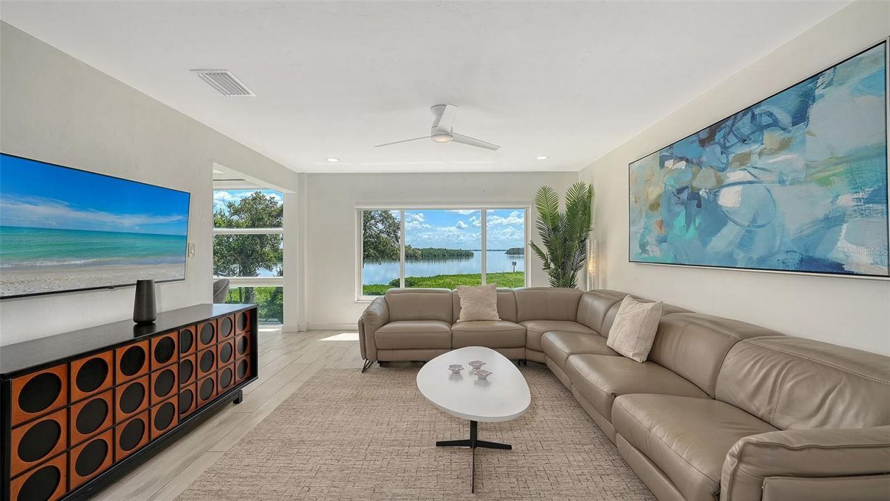 4500 Gulf Of Mexico Drive, Unit 202, Longboat Key, FL 34228 Photo