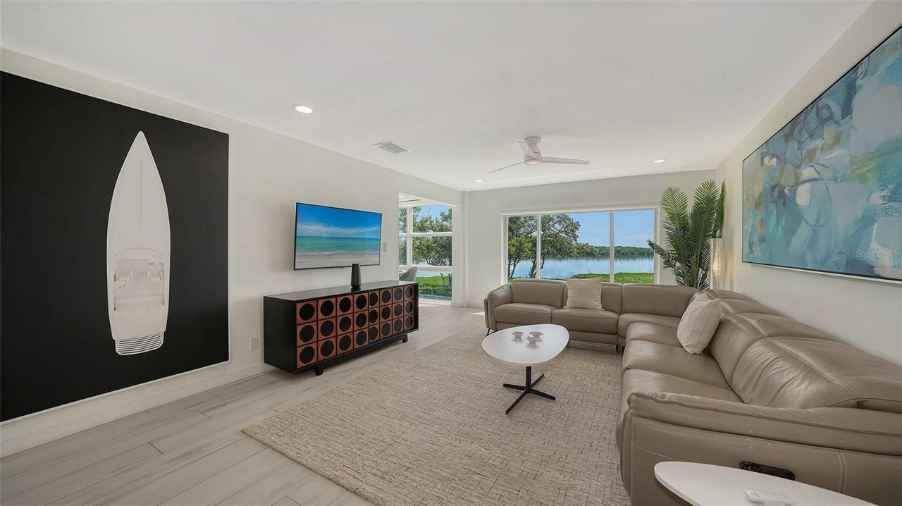 4500 Gulf Of Mexico Drive, Unit 202, Longboat Key, FL 34228 Photo