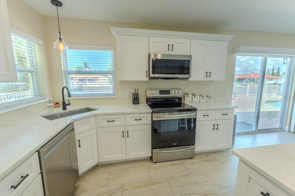 5021 Porpoise Place, New Port Richey, FL 34652 Photo