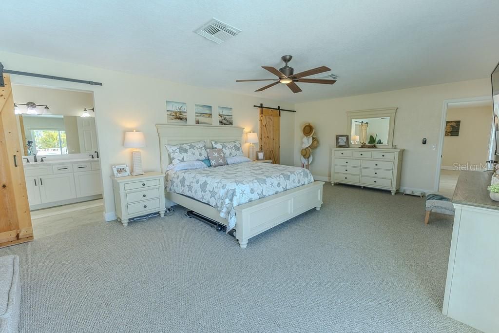 5021 Porpoise Place, New Port Richey, FL 34652 Photo